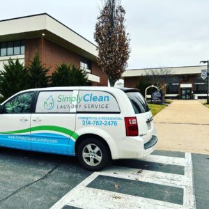 How Laundry Pickup and Delivery Services Benefit Medical Offices