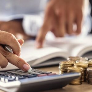 Cum influențează avansul minim costul total calculat de un simulator credit ipotecar